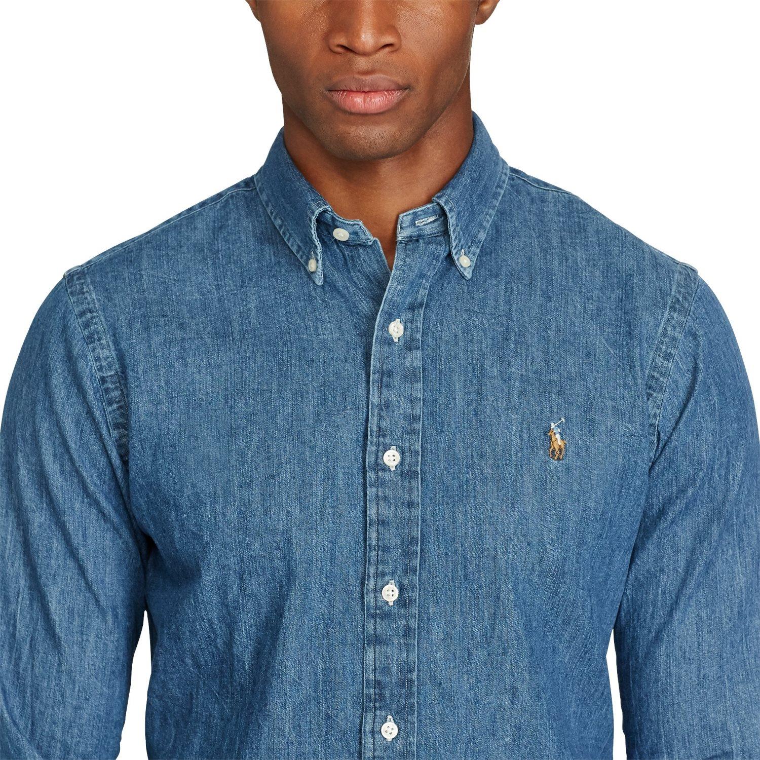 Mørkeblå slim fit denim skjorte fra Polo Ralph Lauren, vist med knapper og klassisk krage.