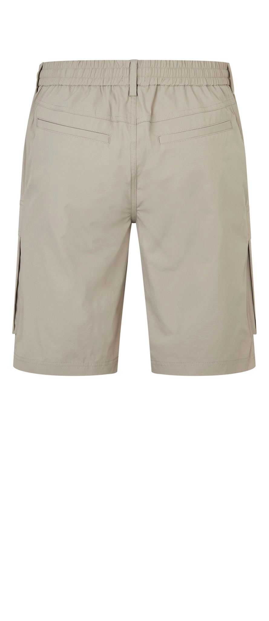 Plain Units Leopl Shorts 120 i krittfarge, komfortable og enkle joggeshorts for trening og fritid.