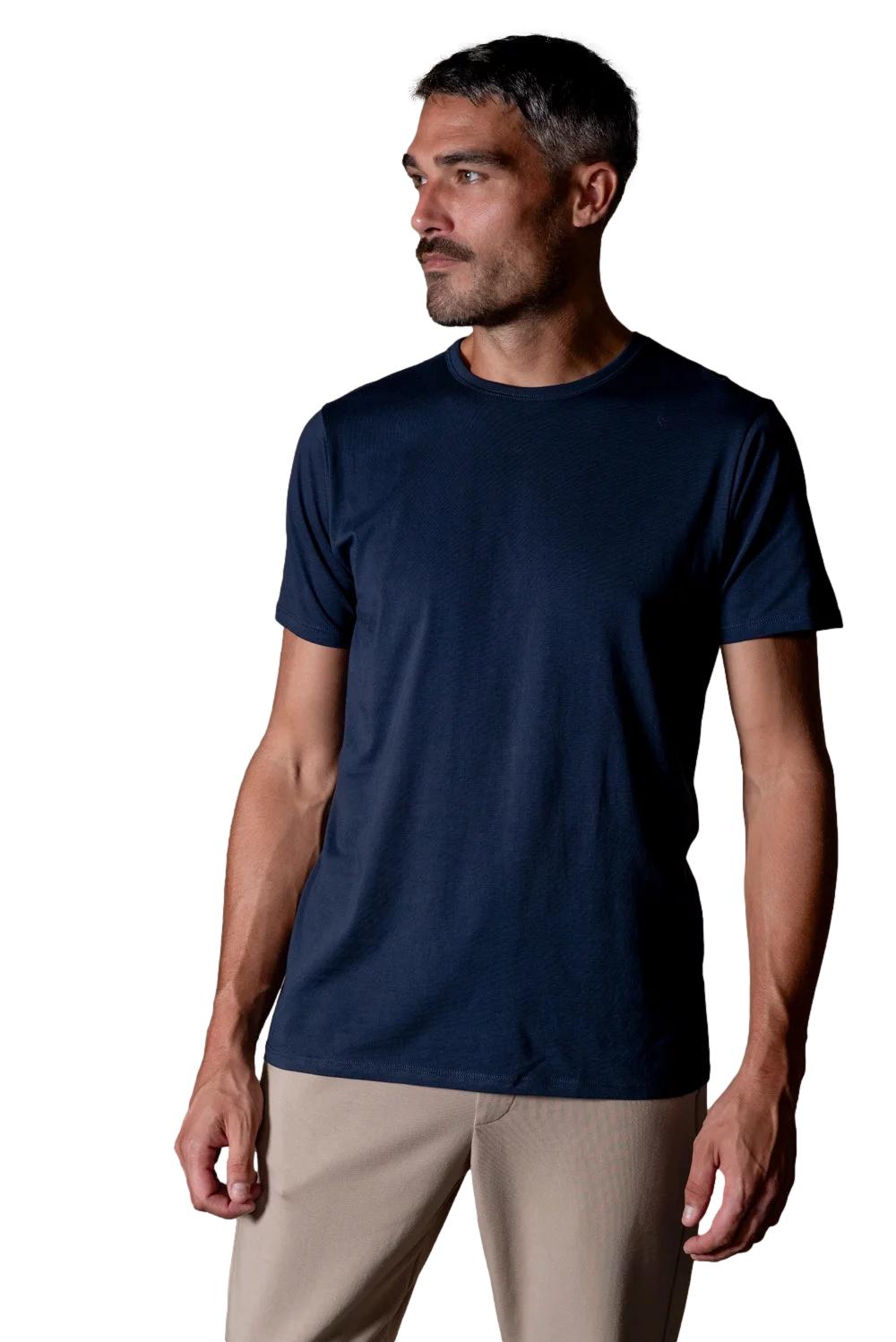 Anonym Adam T-Shirt Marine - chrismoa.no