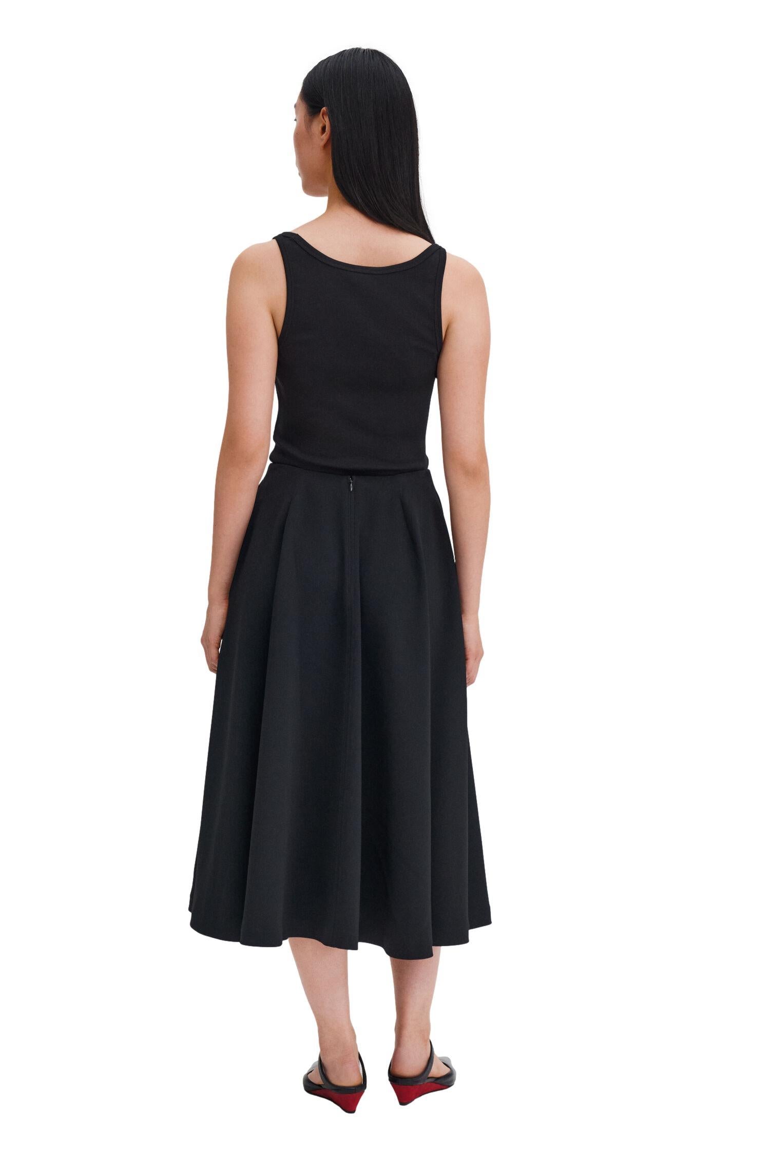 Filippa K Flared Skirt Skjørt Sort - chrismoa.no