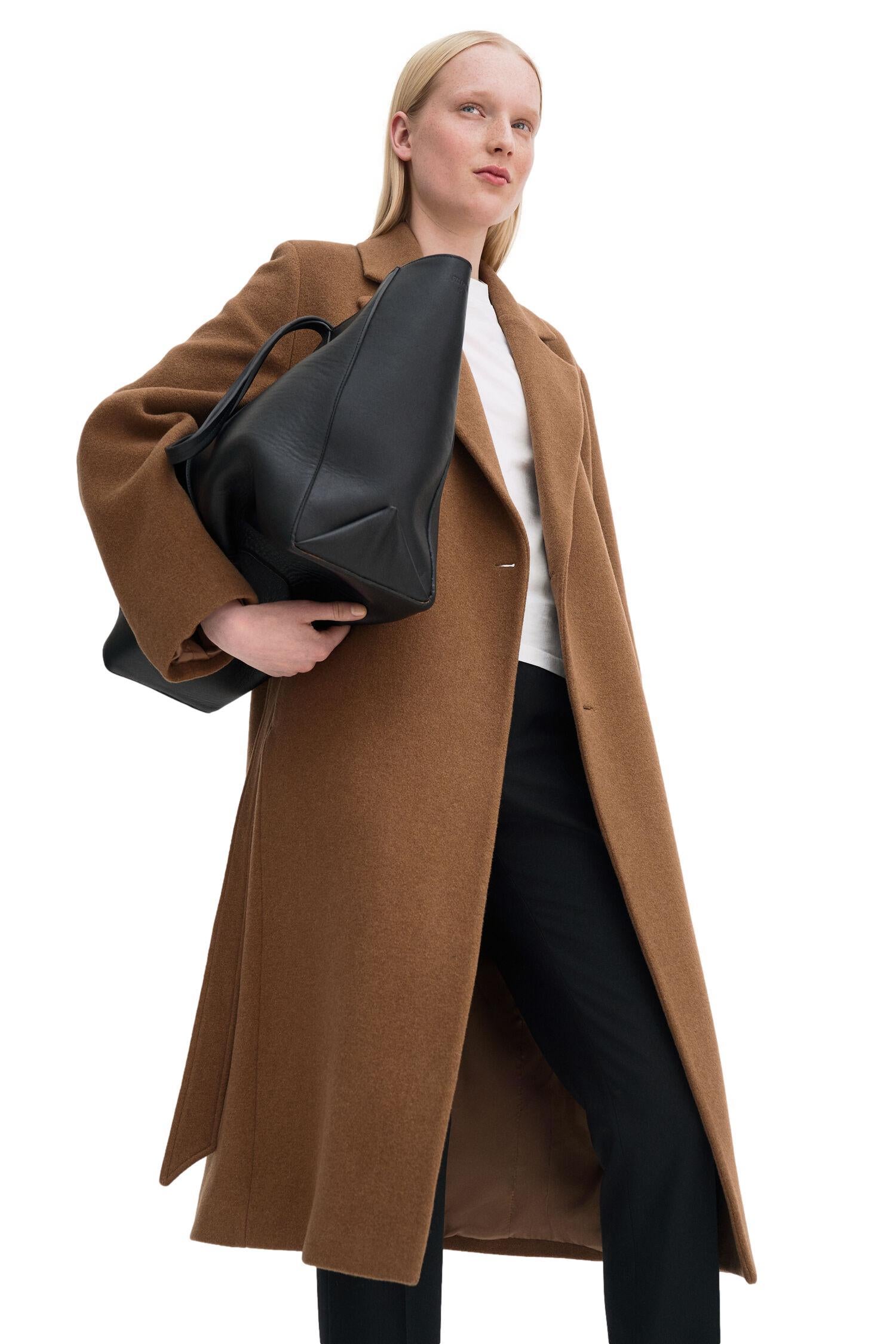 Filippa K Charlotte Wool Belted Coat Kåpe Mørk Beige - chrismoa.no