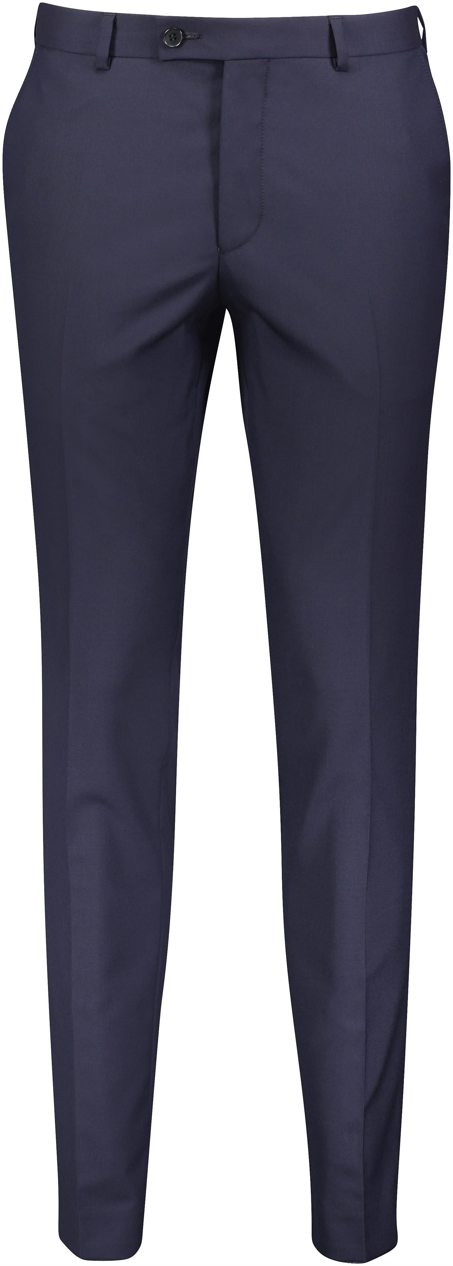 Frislid dressbukse i marineblå, stilfull passform og moderne design, perfekt for formelle anledninger.