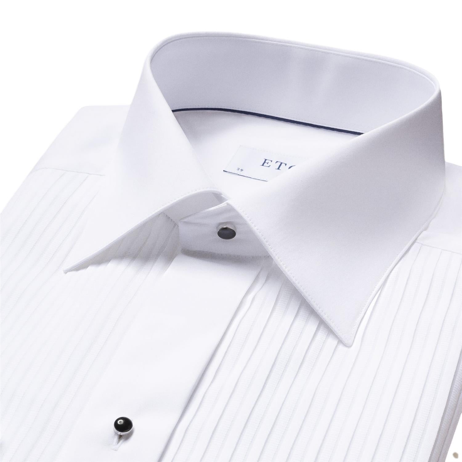Eton Slim hvit plissé skjorte med moderat krage og skjult knappestolpe, elegant og tidløs herreskjorte.