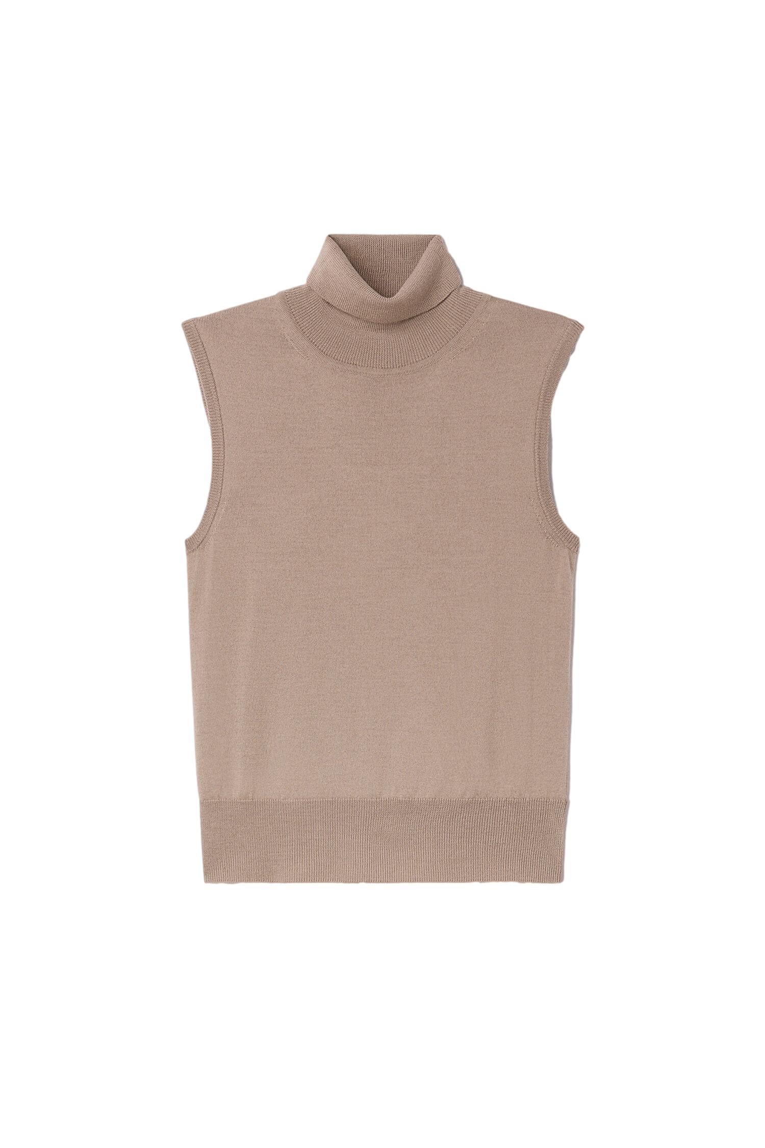 Filippa K Turtleneck Vest Vest Beige - chrismoa.no
