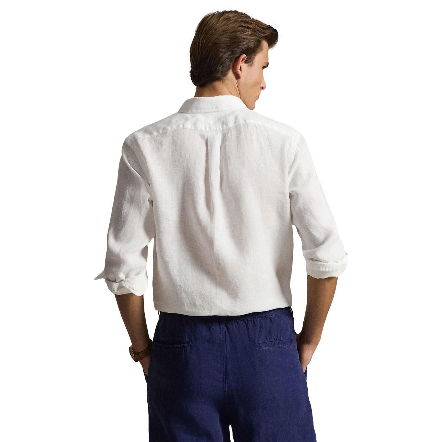 Hvit Polo Ralph Lauren linen skjorte i slim passform, vises med krage og knappestolpe, komfortabel og stilfull for hverdag.