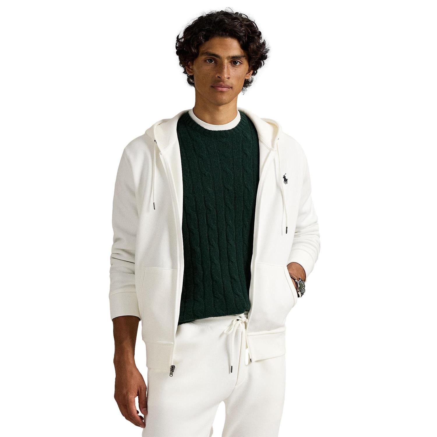 Hvit Polo Ralph Lauren Double-Knit full-zip hoodie genser med hette og ribbestrikket design, vist på modell.