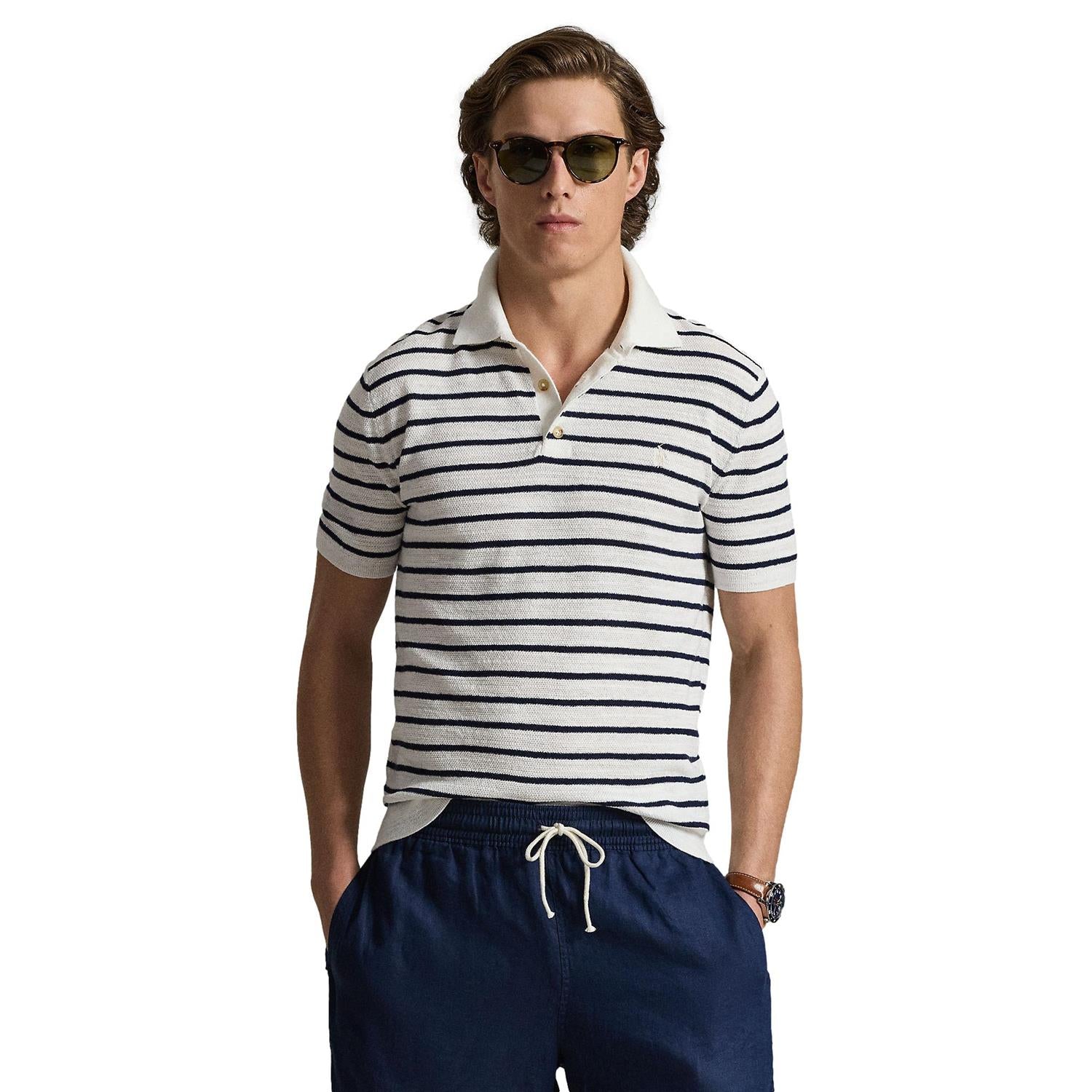 Stripete bomulls- og lin T-skjorte fra Polo Ralph Lauren med polokrage og stripemønster, casual og stilfull.