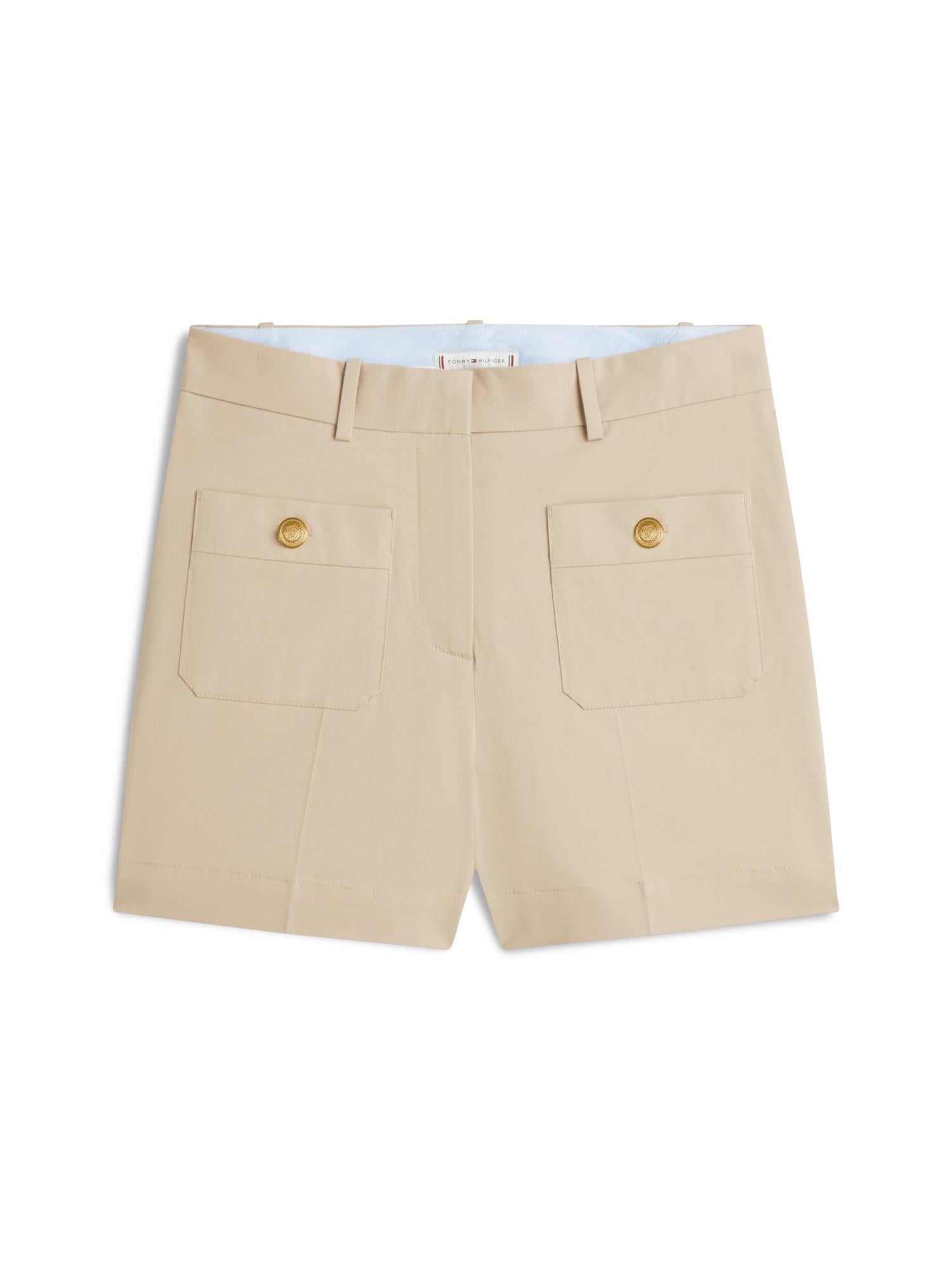 Beige Tommy Hilfiger korte shorts i bomull med preppy-stil, synlig på bildet.