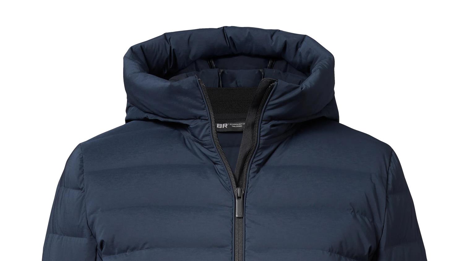 UBR Ion Parka jakke i marinefarge, varm og slitesterk med hette og glidelås, for utendørs bruk.