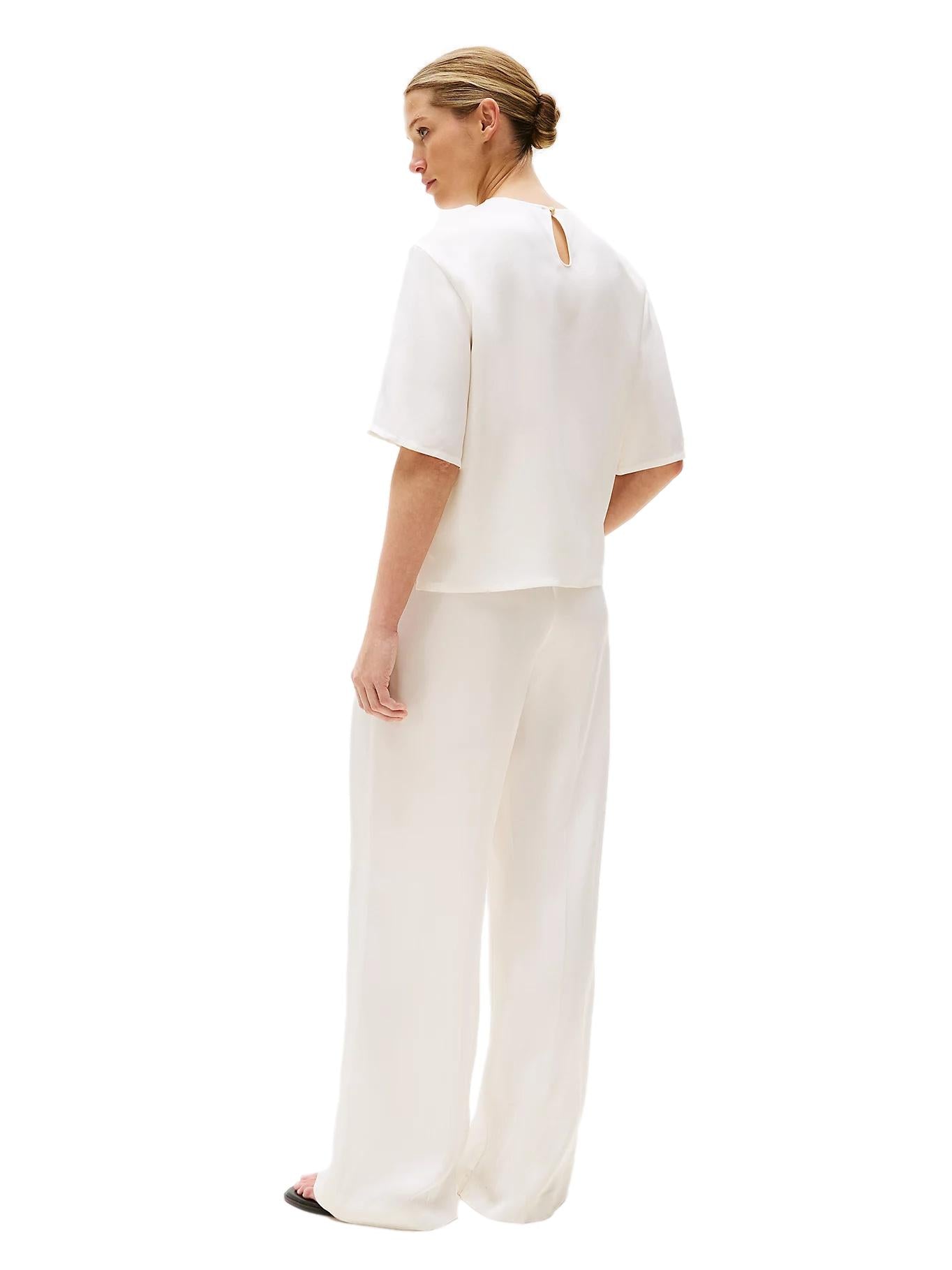 Tommy Hilfiger Sateen C-Neck Relaxed T-Shirt T-Shirt Off-White - chrismoa.no