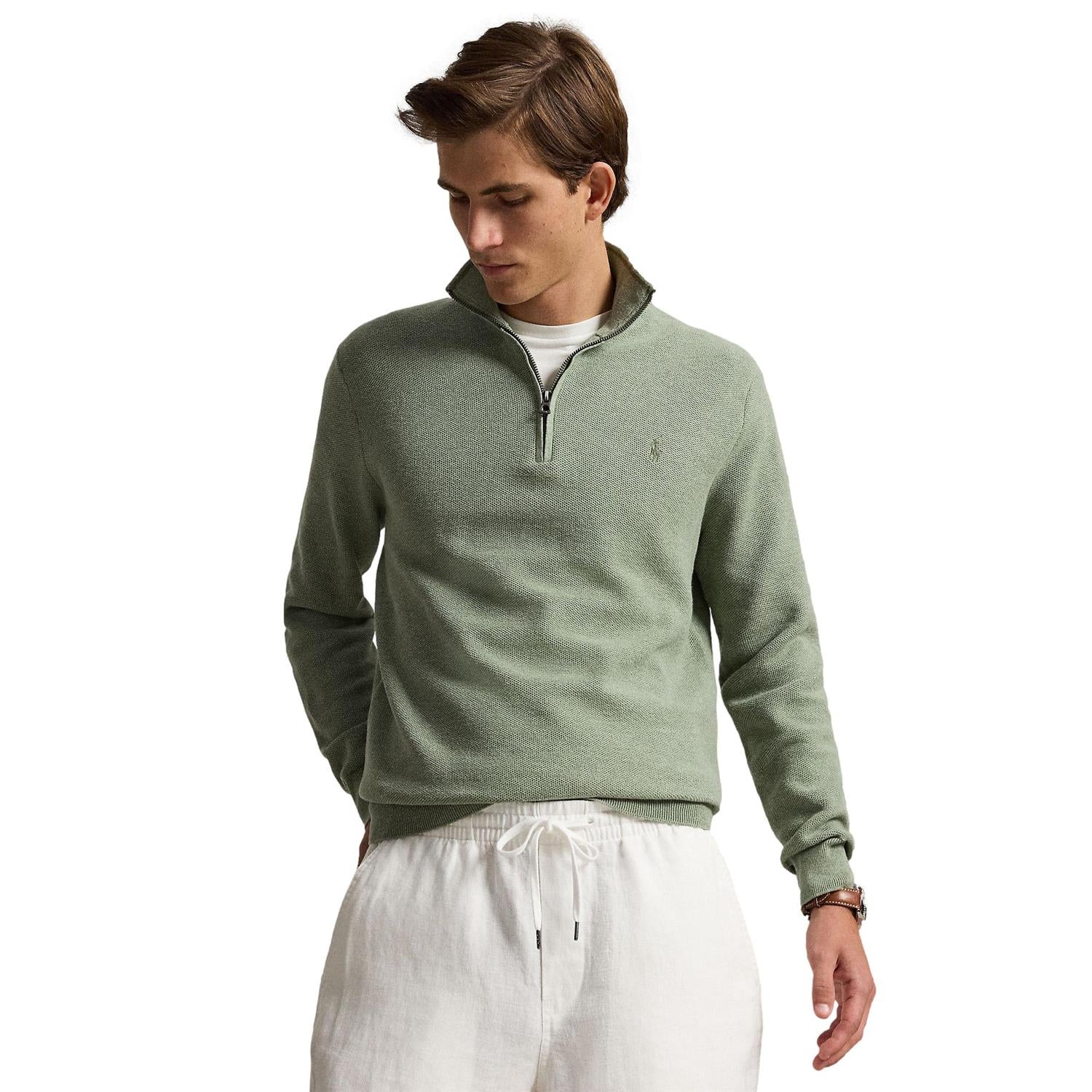 Lysegrønn polo Ralph Lauren genser i mesh-strikket bomull med kvart-glidelås, vises på bildet.