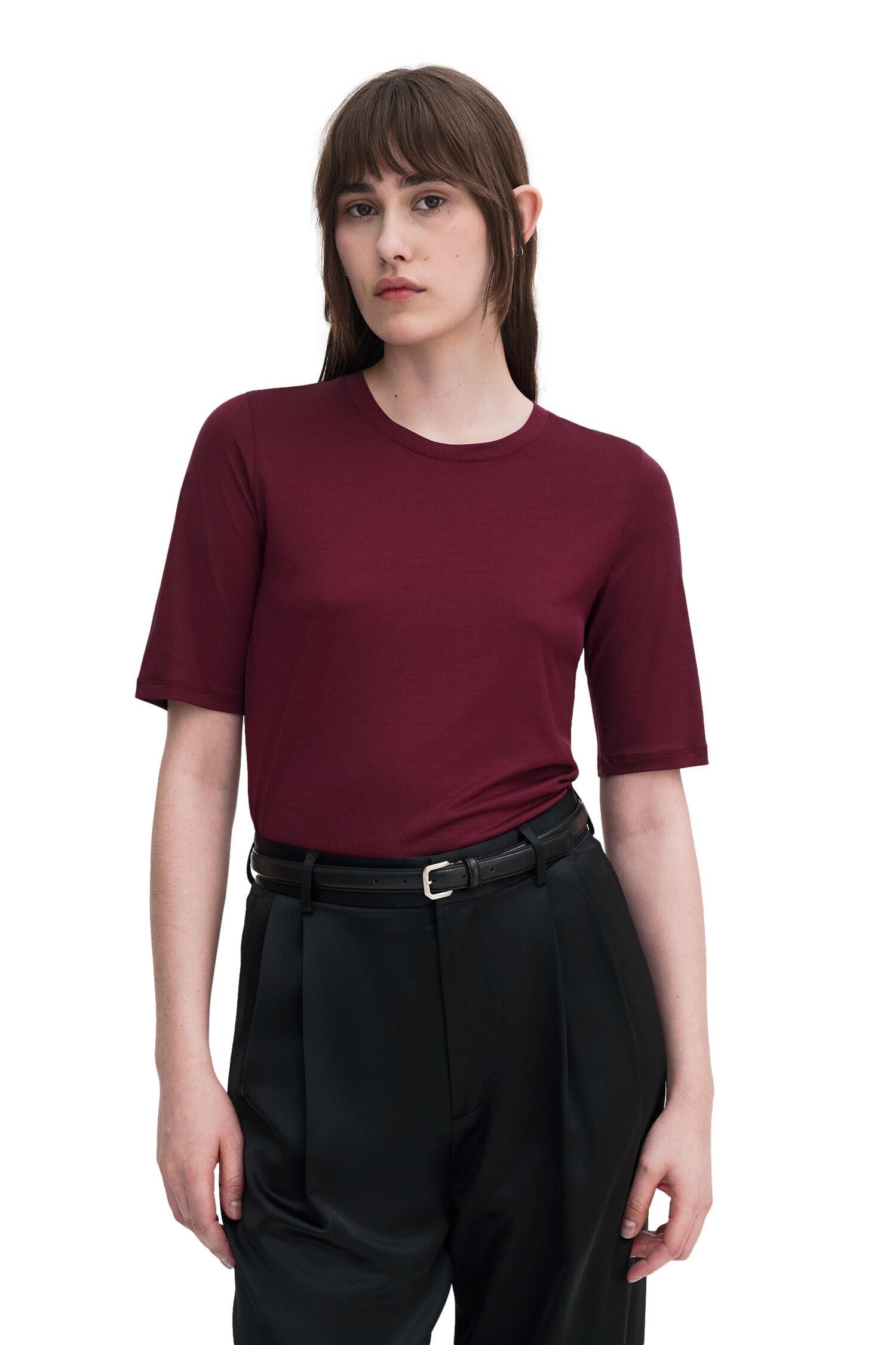 Filippa K Elena Tee T-Shirt Burgunder - chrismoa.no