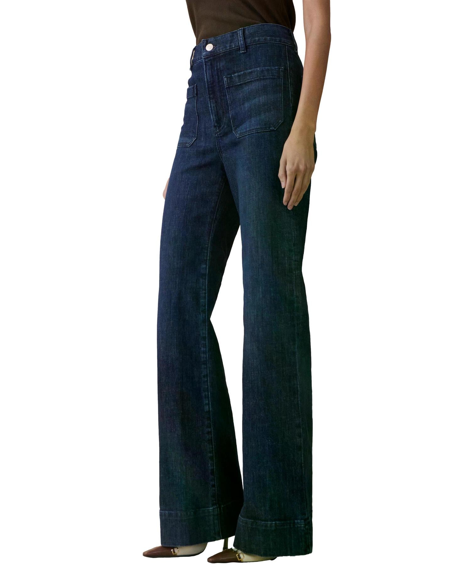 Mørkeblå Jeanerica St Monica jeans for kvinner, vises med klassisk pasform og detaljer.
