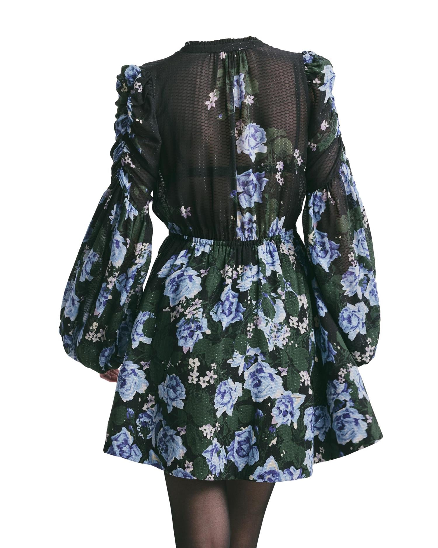 By TiMo Georgette V-Neck Dress Kjole Sort - chrismoa.no