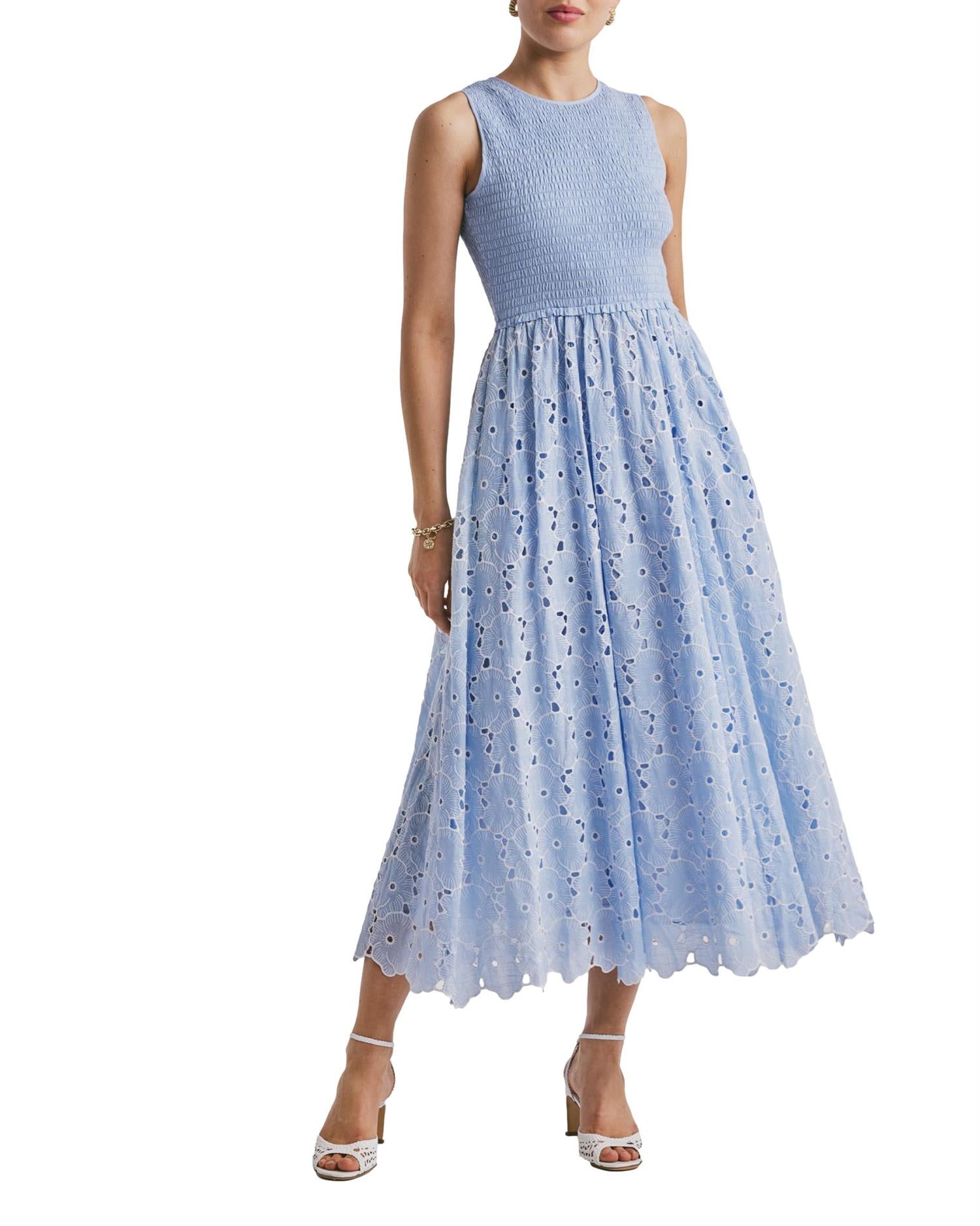 By TiMo Broderie Anglaise Smocking Dress Kjole Lyseblå