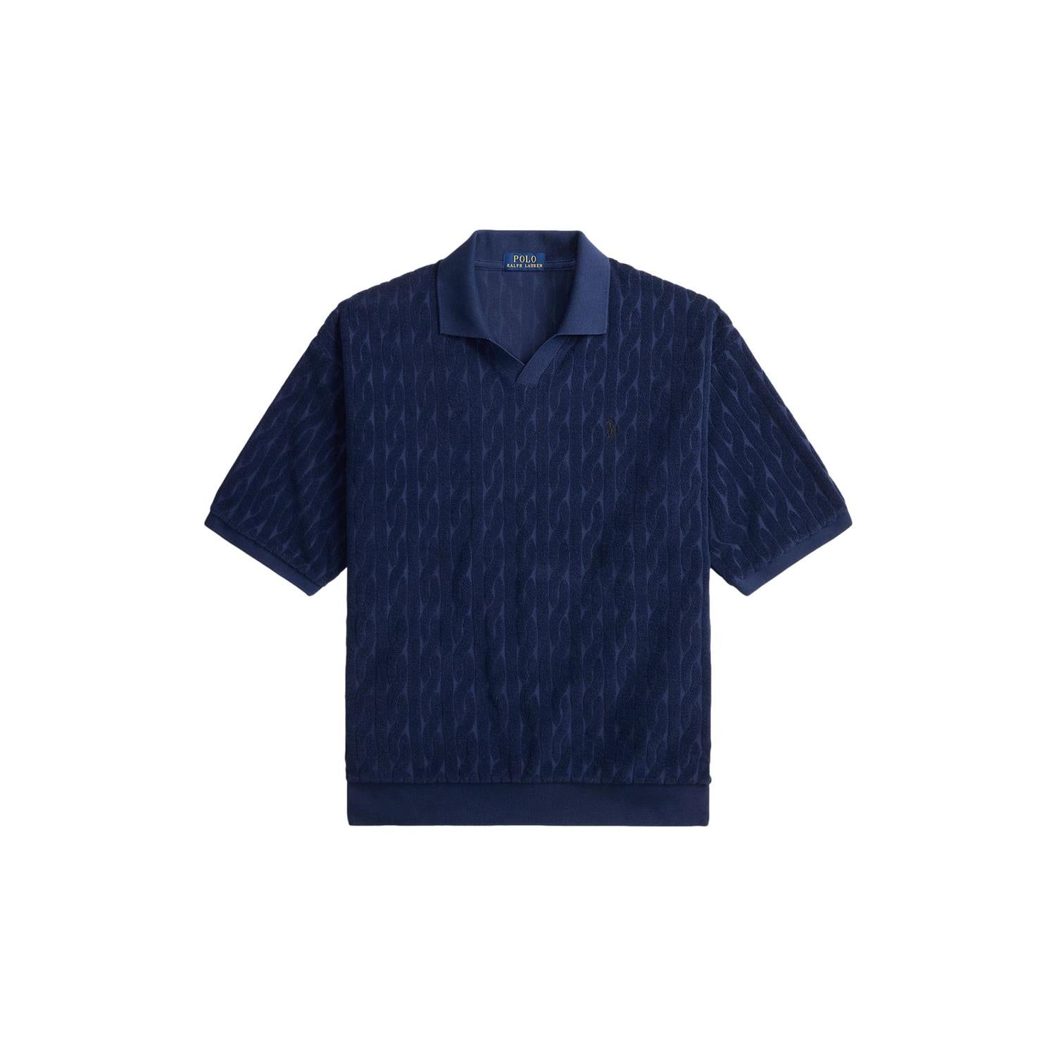 Marinefarget polo Ralph Lauren T-skjorte med avslappet passform og kabelstrikket terrystoff, komfortabel og stilfull.