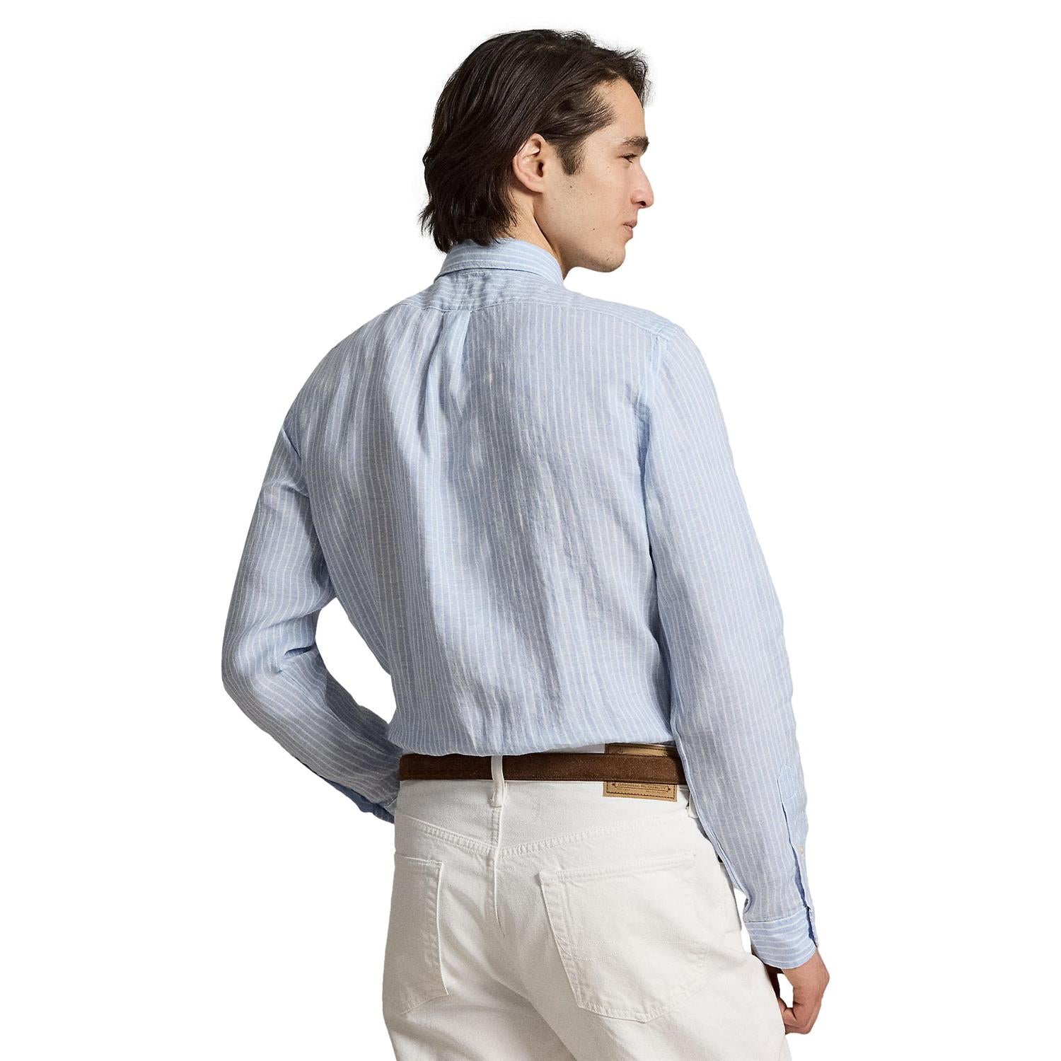 Lyseblå stripete lin skjorte fra Polo Ralph Lauren i vanlig passform, med krage og knappestolpe.