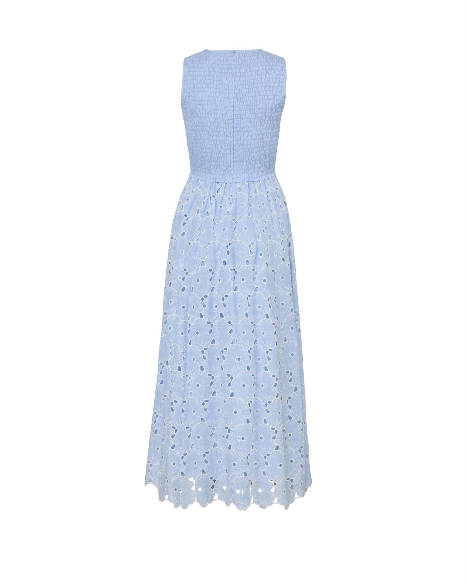By TiMo Broderie Anglaise Smocking Dress Kjole Lyseblå