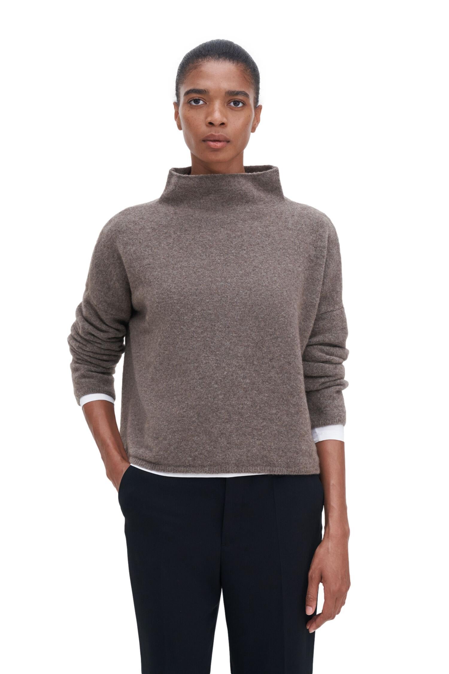 Filippa K Mika Yak Funnelneck Sweater Genser Brun - chrismoa.no
