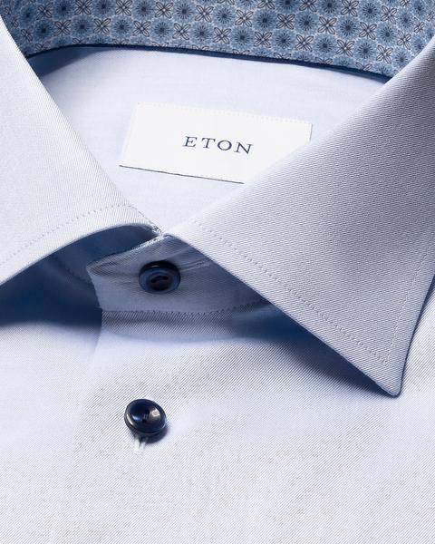 Eton moderne skjorte med medallion-effekt i twill, elegant design fra Eton i blått med klassisk krage og knappestolpe.