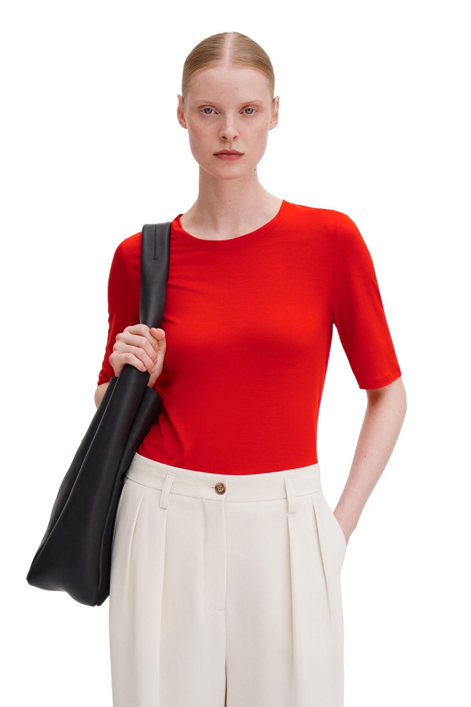 Filippa K Elena Tee T-Shirt Rød - chrismoa.no