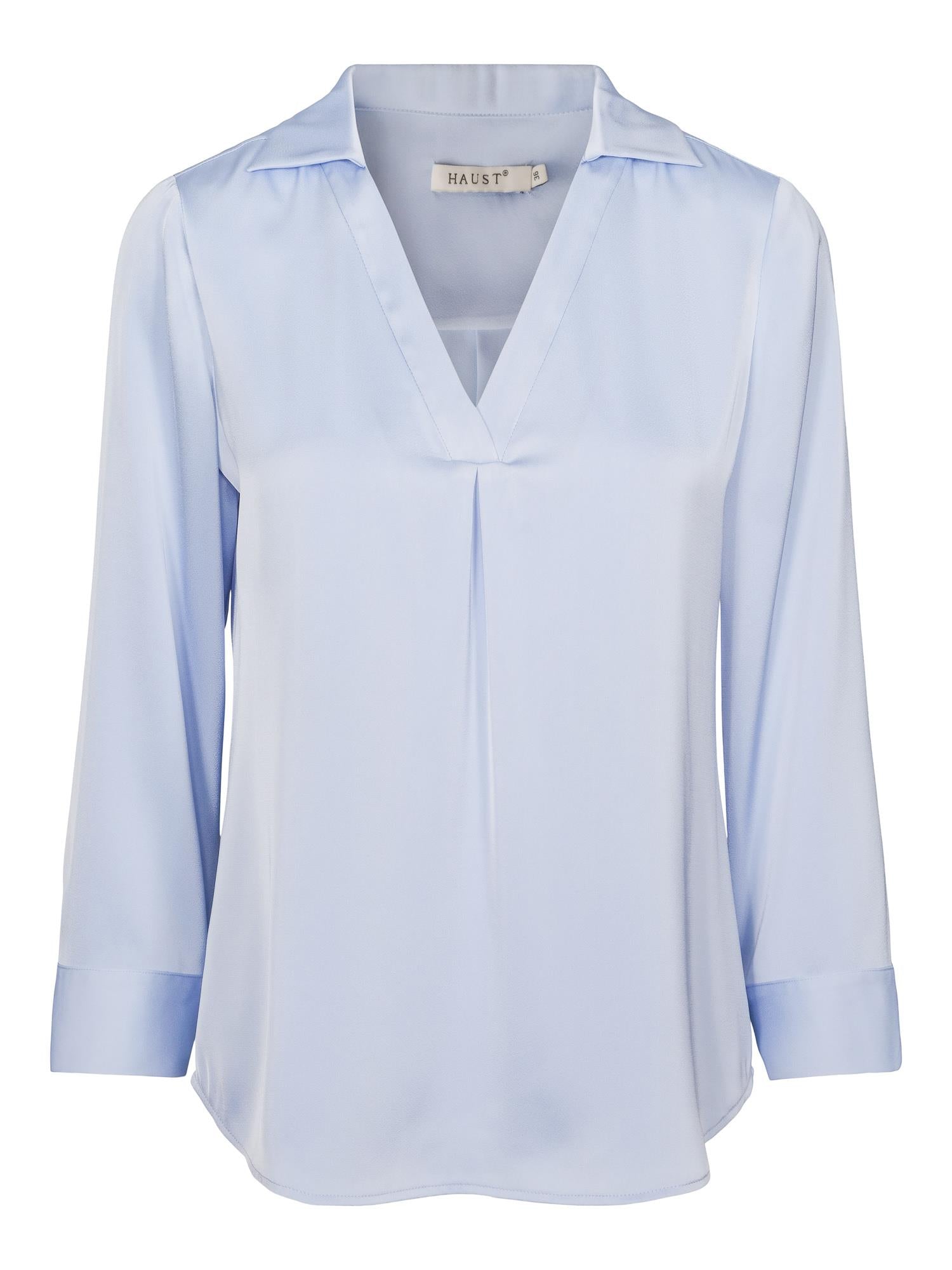 Lyseblå Haust Everyday-shirt bluse med elegante lange ermer og klassisk krage, perfekt for hverdagsbruk.