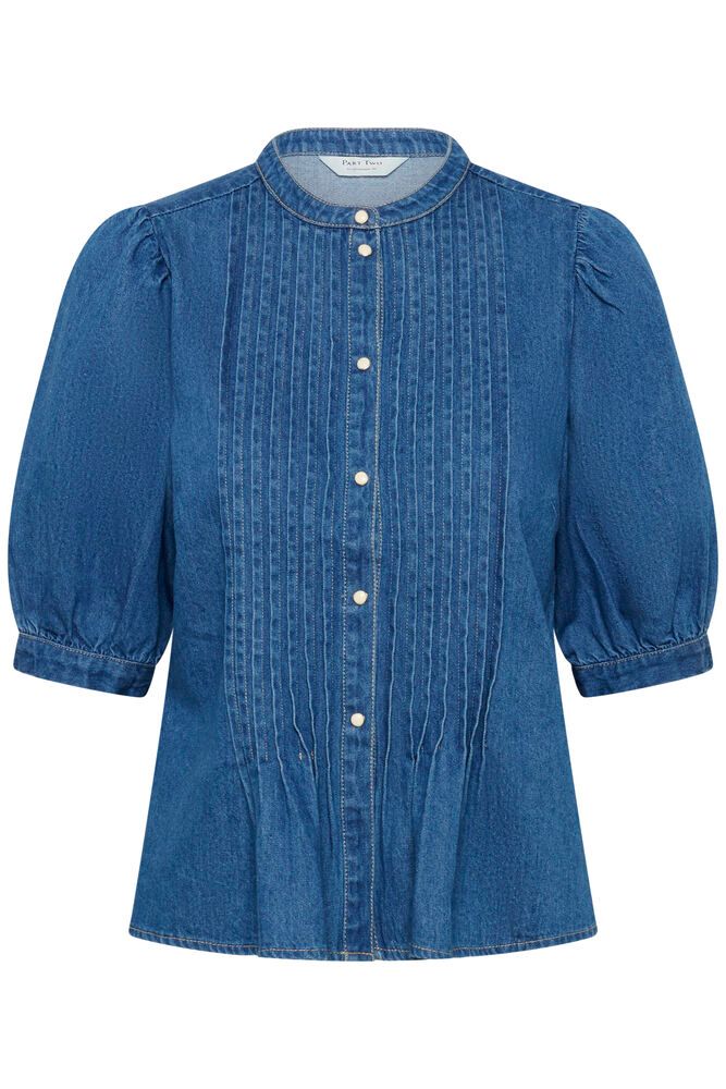 Part Two AlesiaPW kort denimbluse med lange ermer og klassisk krage, vist på modell.