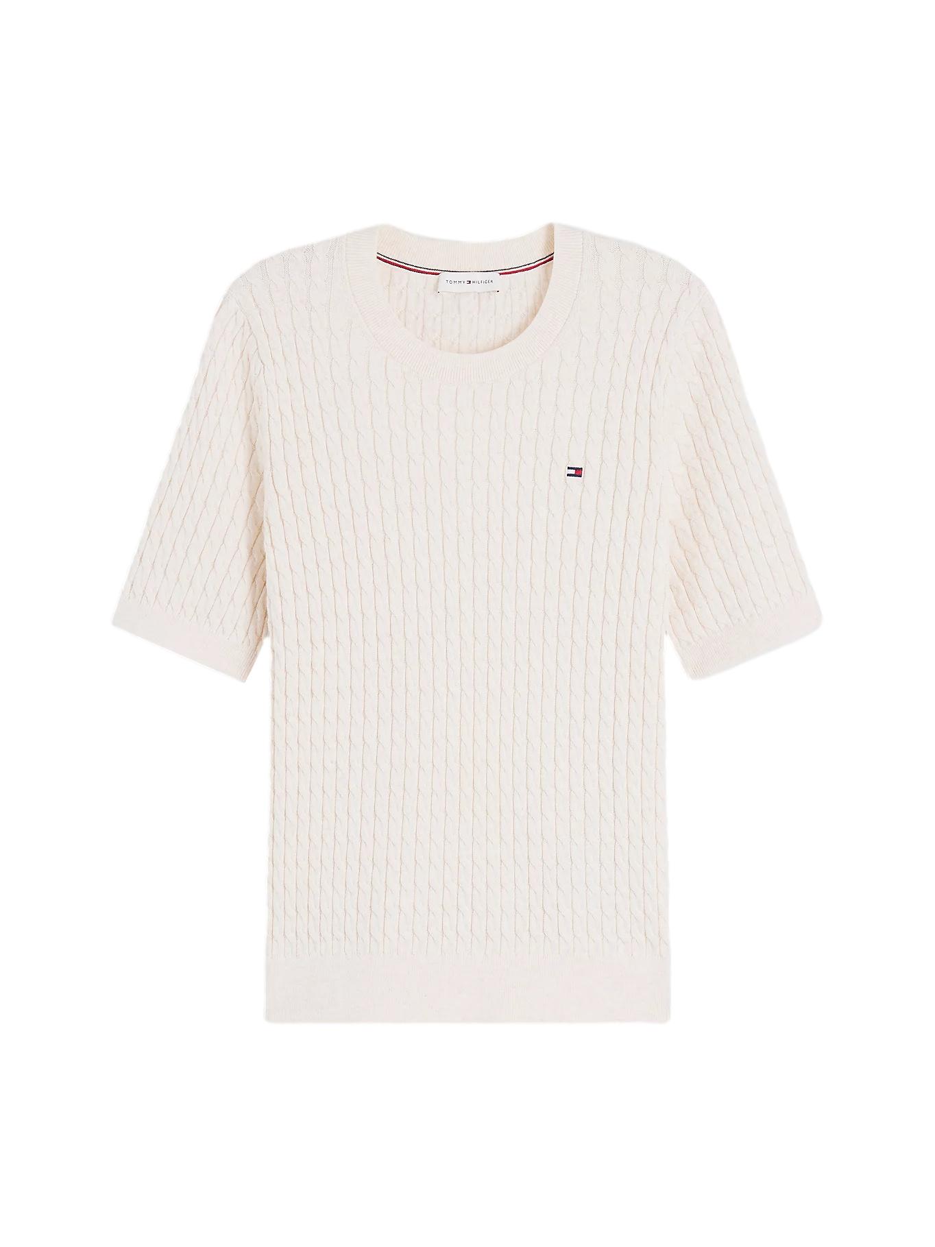 Lys beige Tommy Hilfiger kabelstrikket kortermet genser med rund hals og kabelmønster, perfekt for casual antrekk.