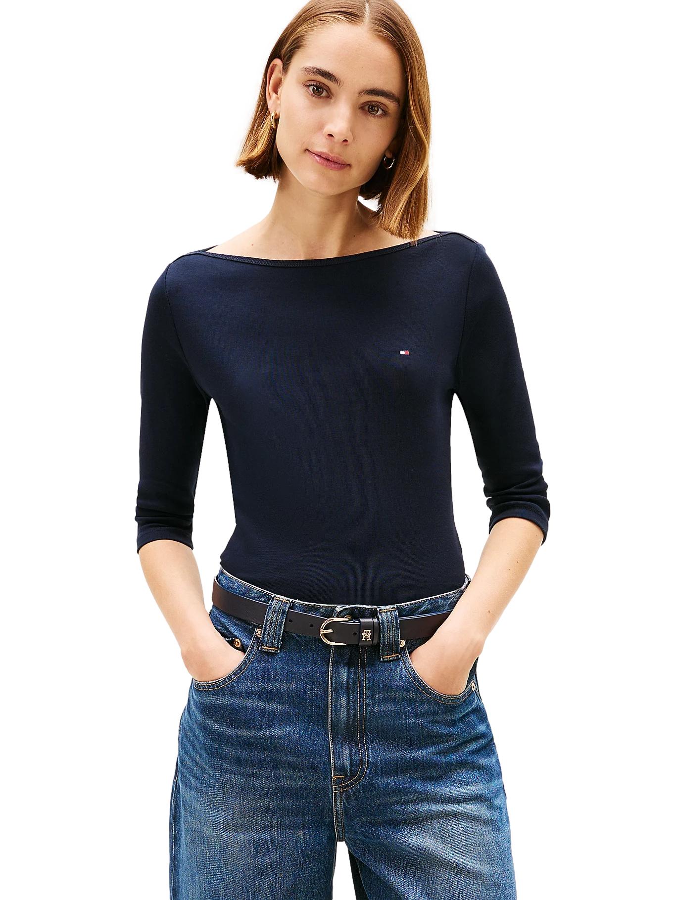Marinefarget Tommy Hilfiger Cody slim boatgenser med 3/4-ermer, behagelig og stilig for en avslappet look.