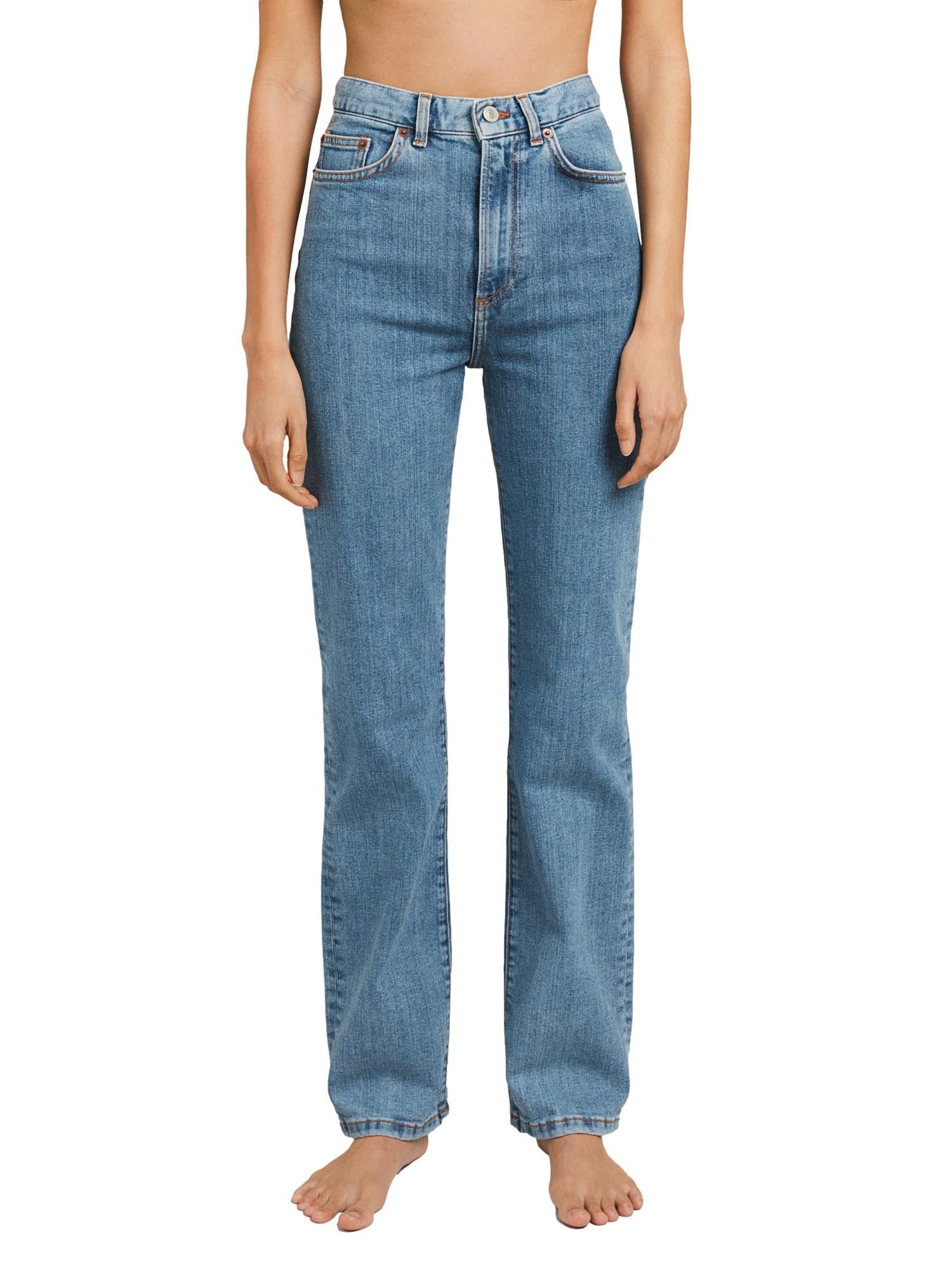 Jeanerica Eiffel jeans i dongeri, moderne jeans for kvinner med klassisk stil og komfortabel passform.